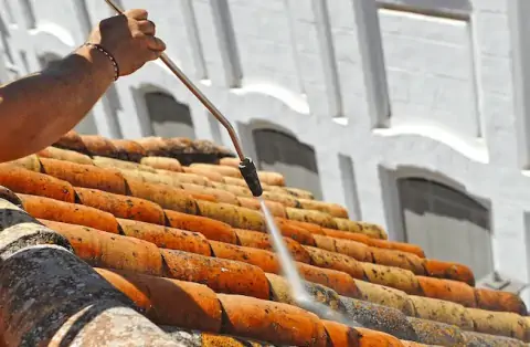 Nettoyage de toitures - Liffré